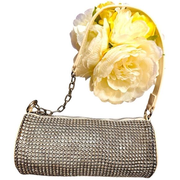 Sparkling Silver Rhinestone Cylinder Bag with Chain Strap New - Picture 1 of 17